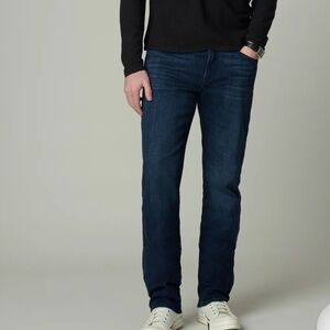 Men’s Joe’s Jeans - Straight Relaxed Leg 
Dark Wash Size 34-30